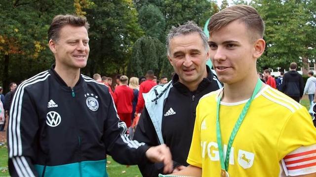 篮下威胁 篮下威胁